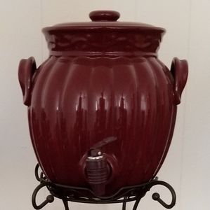 CELEBRATING HOME drink dispenser